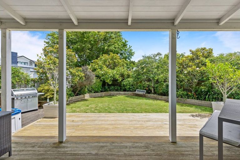 Photo of property in 63 Sylvia Road, Hillcrest, Auckland, 0627