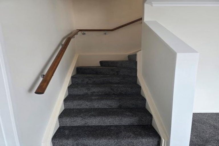 Photo of property in 3/66 Kawaha Point Road, Kawaha Point, Rotorua, 3010