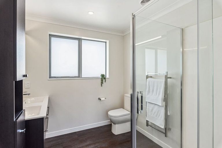 Photo of property in 11 Taranui Way, Paraparaumu Beach, Paraparaumu, 5032