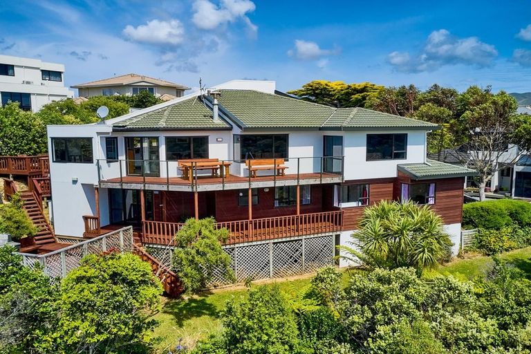 Photo of property in 50 Molyneux Close, Whitby, Porirua, 5024