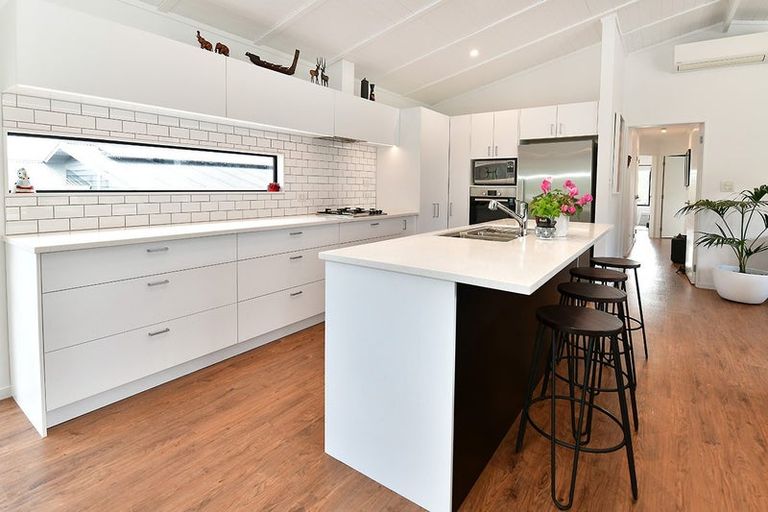 Photo of property in 4 Serene Place, Gulf Harbour, Whangaparaoa, 0930