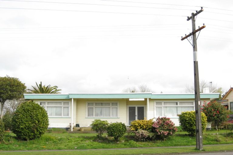 Photo of property in 47 Broadway, Stratford, 4332