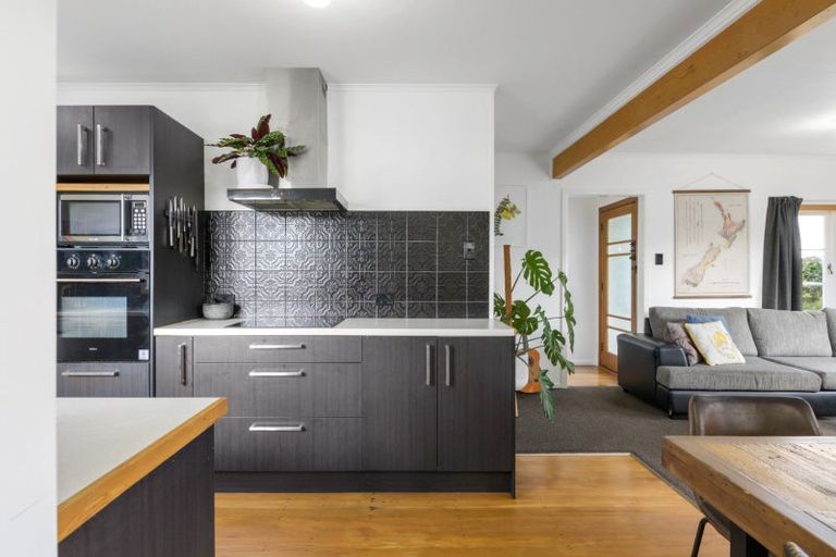 Photo of property in 24 Portal Crescent, Beerescourt, Hamilton, 3200