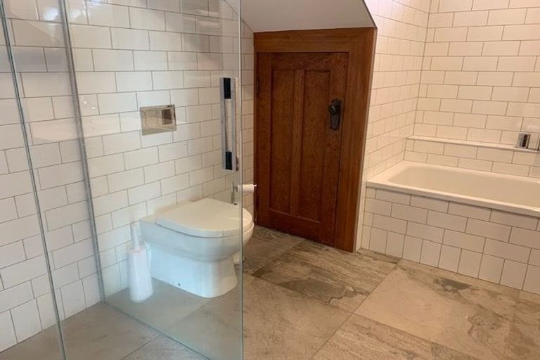 Photo of property in 96 Campbell Street, Karori, Wellington, 6012