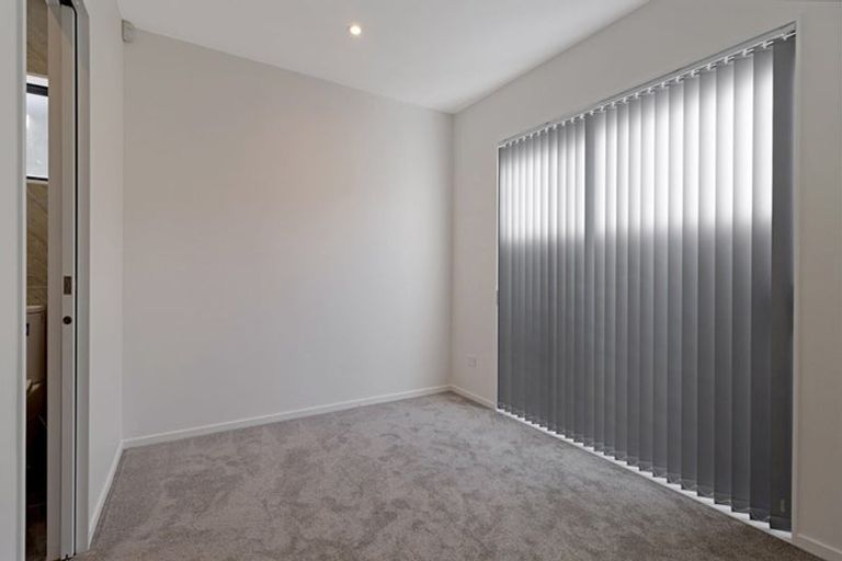 Photo of property in 3/3238 Great North Road, New Lynn, Auckland, 0600