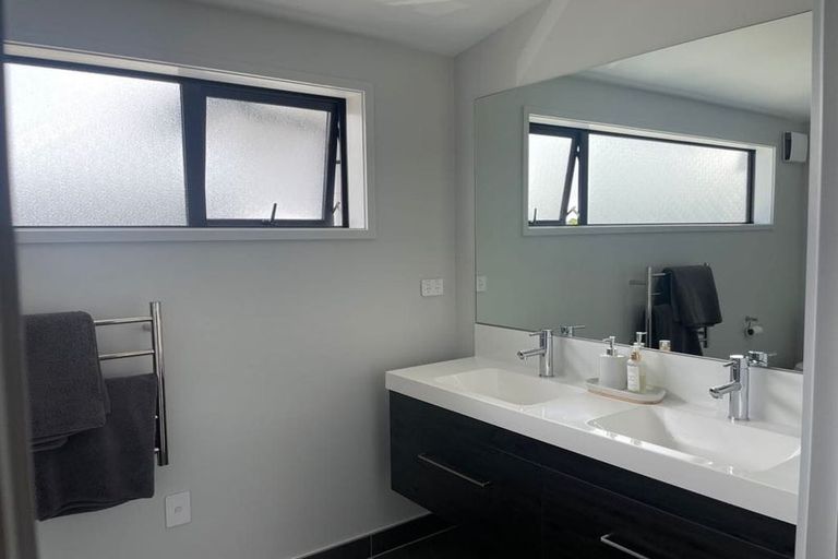 Photo of property in 23 Nellie Drive, Kumeu, 0810