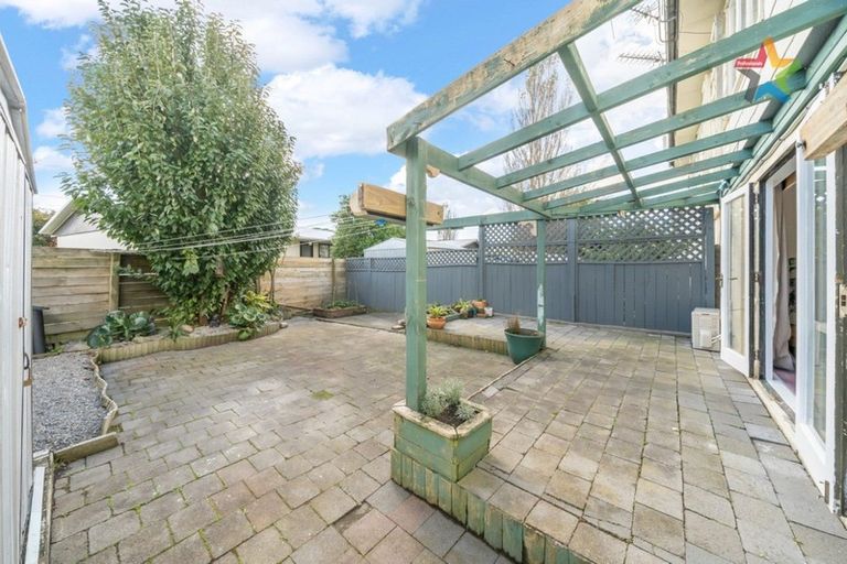 Photo of property in 14 Eldon Grove, Taita, Lower Hutt, 5019