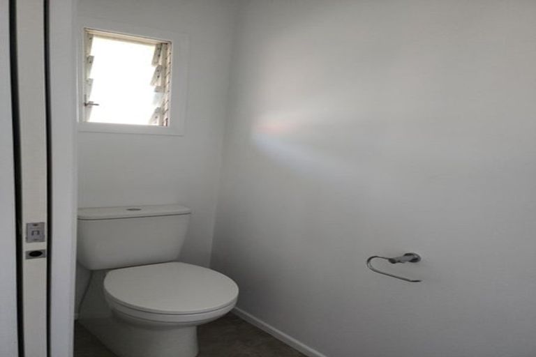Photo of property in 11 Knighton Road, Hillcrest, Hamilton, 3216