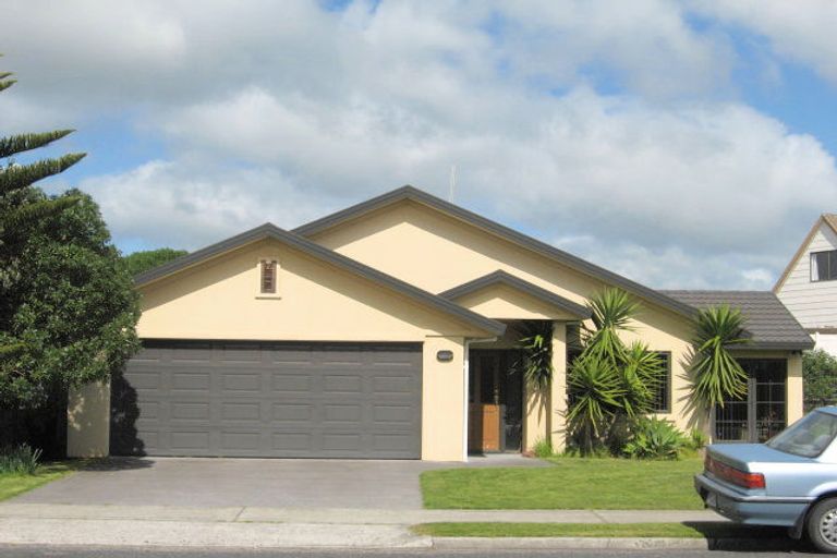 Photo of property in 300b Papamoa Beach Road, Papamoa Beach, Papamoa, 3118