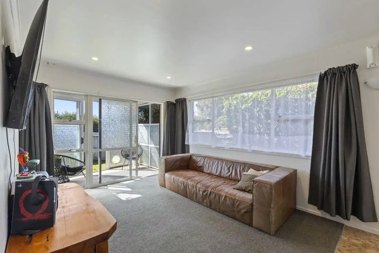 Photo of property in 289d Carrington Street, Vogeltown, New Plymouth, 4310