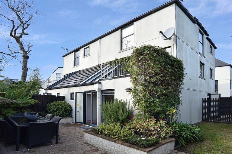 Photo of property in 6/69 Carlton Mill Road, Merivale, Christchurch, 8014