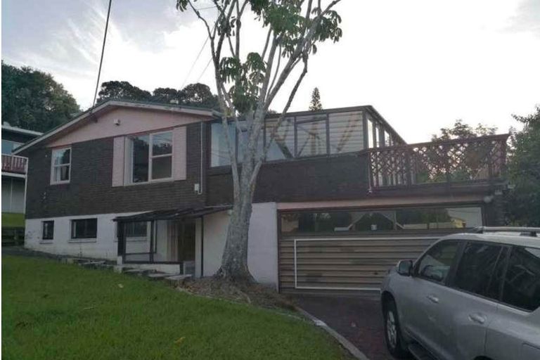 Photo of property in 24 Woodside Avenue, Northcote, Auckland, 0627