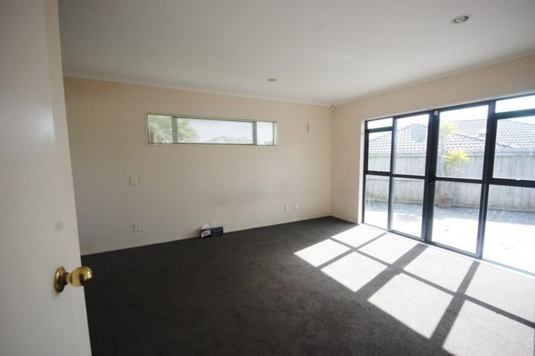 Photo of property in 3 Imjin Place, Papakura, 2110
