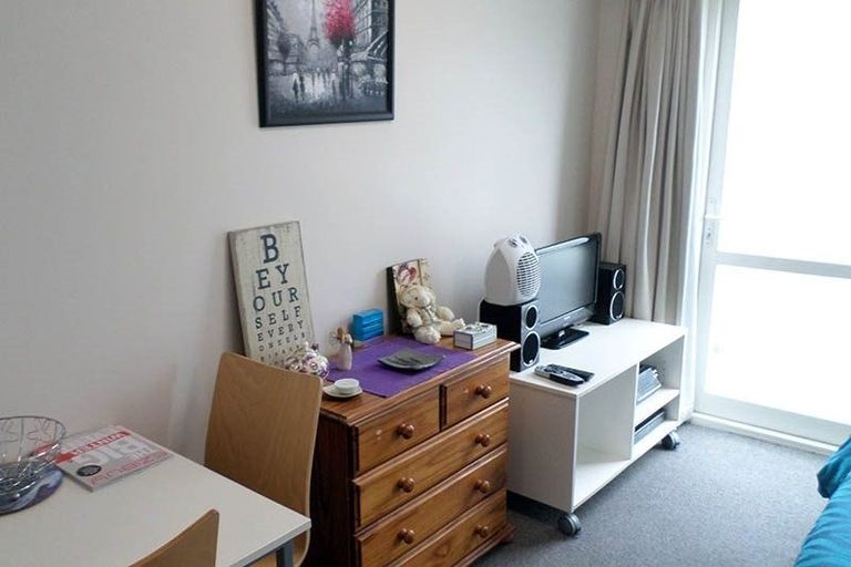 Photo of property in The Peak Apartments, 1001/170 Taranaki Street, Te Aro, Wellington, 6011