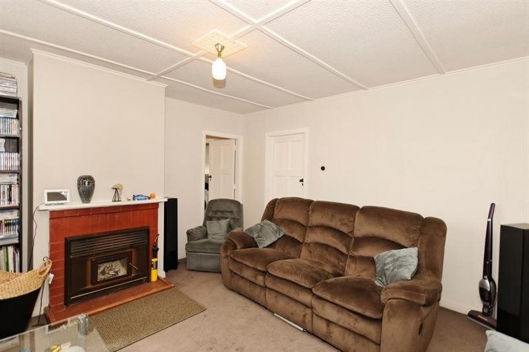 Photo of property in 310 Great North Road, Henderson, Auckland, 0612