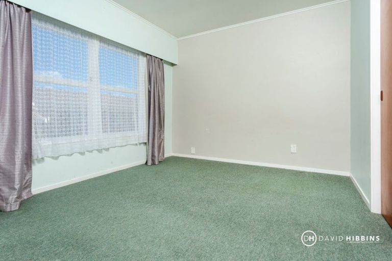 Photo of property in 1/18 Anne Road, Hillcrest, Auckland, 0627