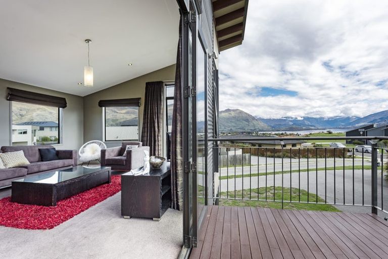 Photo of property in 13b Mataraki Place, Wanaka, 9305