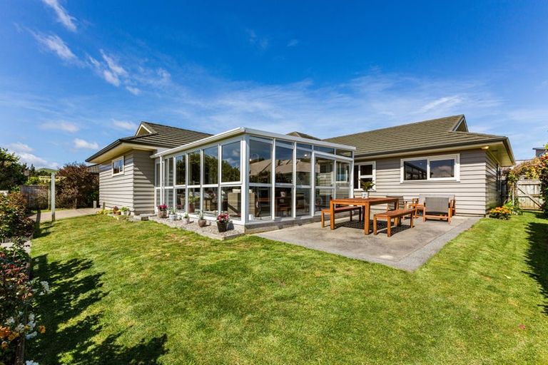 Photo of property in 3 Catlins Glen, Aotea, Porirua, 5024