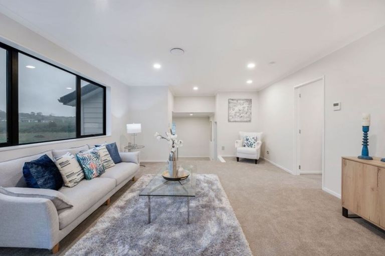Photo of property in 36 Carrygawley Road, Flat Bush, Auckland, 2019