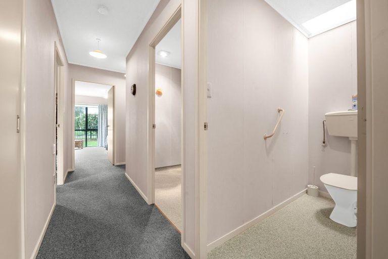 Photo of property in 93 Grosvenor Gardens, Flagstaff, Hamilton, 3210