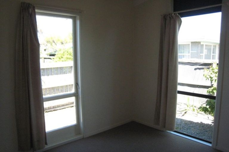 Photo of property in 171 Springs Road, Hornby, Christchurch, 8042