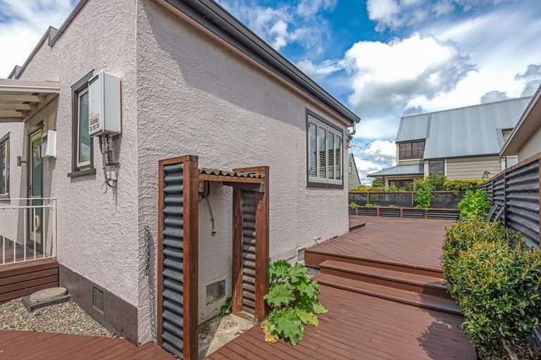 Photo of property in 31 Puriri Terrace, Roslyn, Palmerston North, 4414