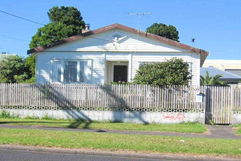 Photo of property in 59 Brandon Road, Glen Eden, Auckland, 0602