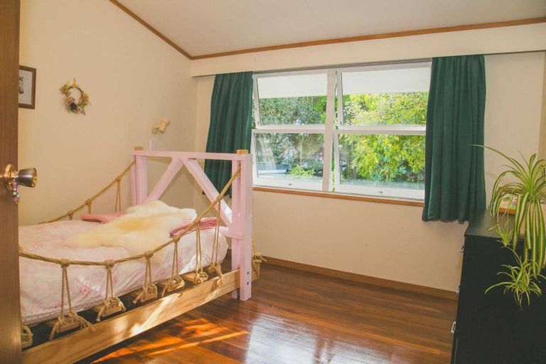 Photo of property in 12 Rakau Street, Havelock North, 4130