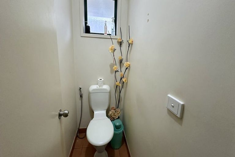 Photo of property in 21 Lucienne Drive, Ranui, Auckland, 0612