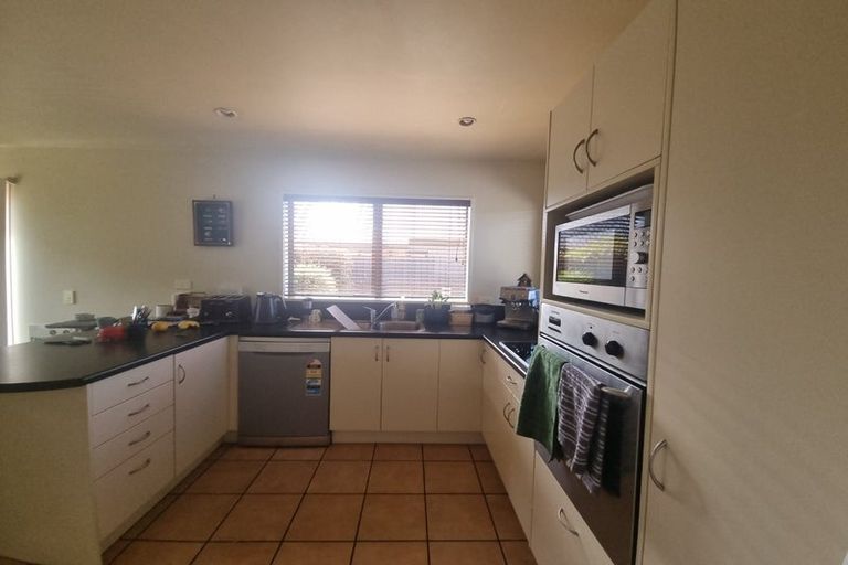 Photo of property in 102 Roberta Drive, Somerfield, Christchurch, 8024