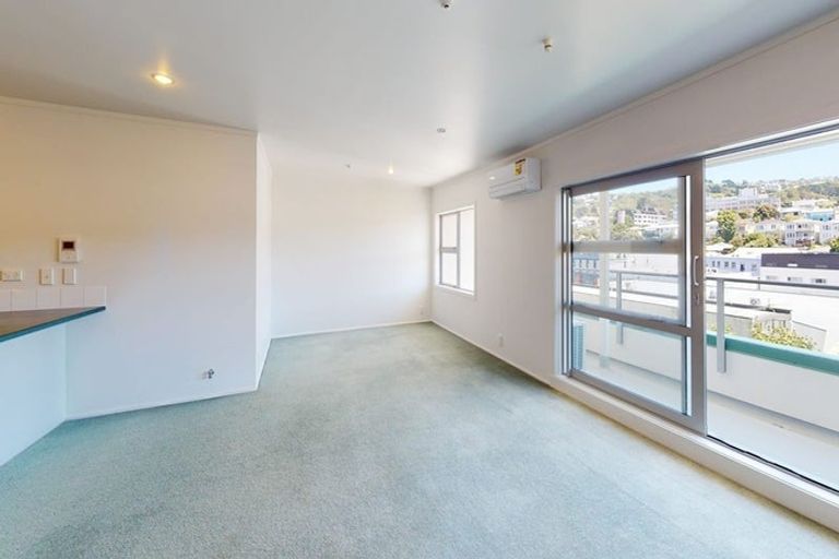 Photo of property in 22/8u Girton Terrace, Mount Cook, Wellington, 6021