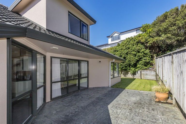 Photo of property in 23 Amesbury Drive, Churton Park, Wellington, 6037