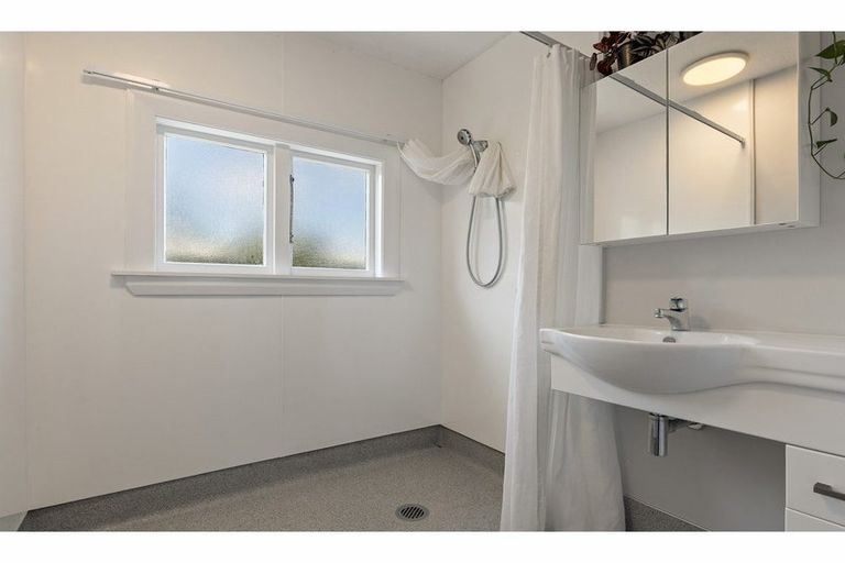 Photo of property in 51 Mackenzie Avenue, Woolston, Christchurch, 8023