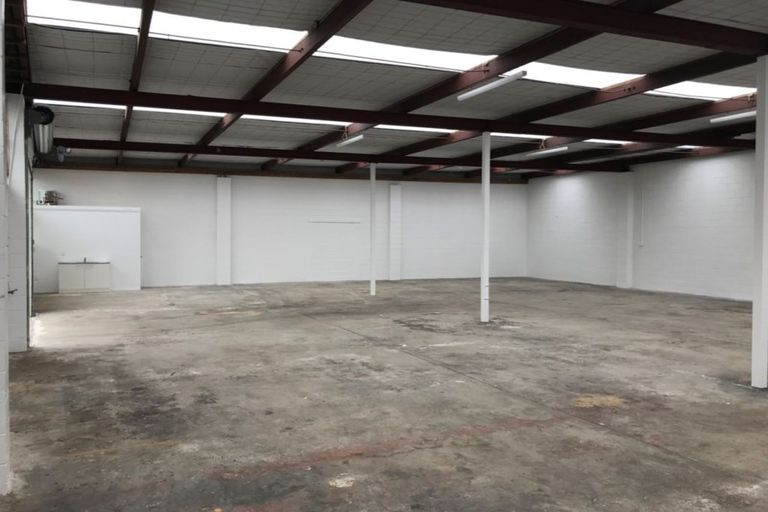 Photo of property in 11b Huia Road, Titirangi, Auckland, 0604