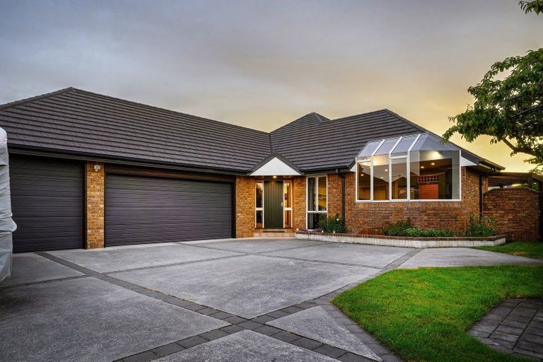 Photo of property in 21 Goodwood Close, Rangiora, 7400