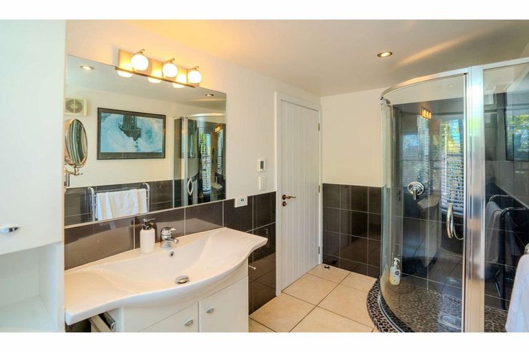 Photo of property in 54 Rangitane Loop Road, Kerikeri, 0294