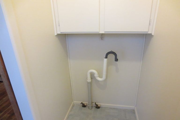 Photo of property in 11 Freyberg Avenue, Papatoetoe, Auckland, 2104