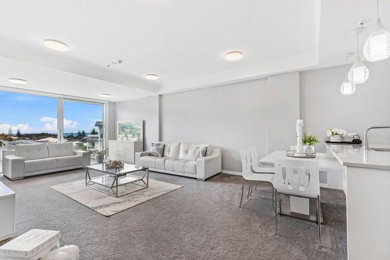 Photo of property in 170 Landmark Terrace, Orewa, 0931
