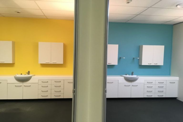 Photo of property in 4/9 Broderick Road, Johnsonville, Wellington, 6037