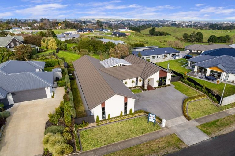 Photo of property in 23 Tirimoana Place, Otamatea, Whanganui, 4501