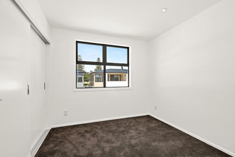 Photo of property in 4/447 Hibiscus Coast Highway, Orewa, 0931