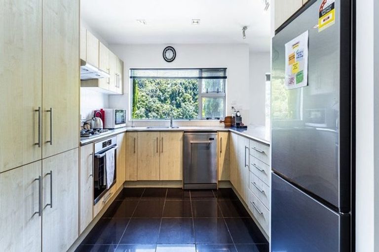 Photo of property in 17u2 Blackbridge Road, Wadestown, Wellington, 6012