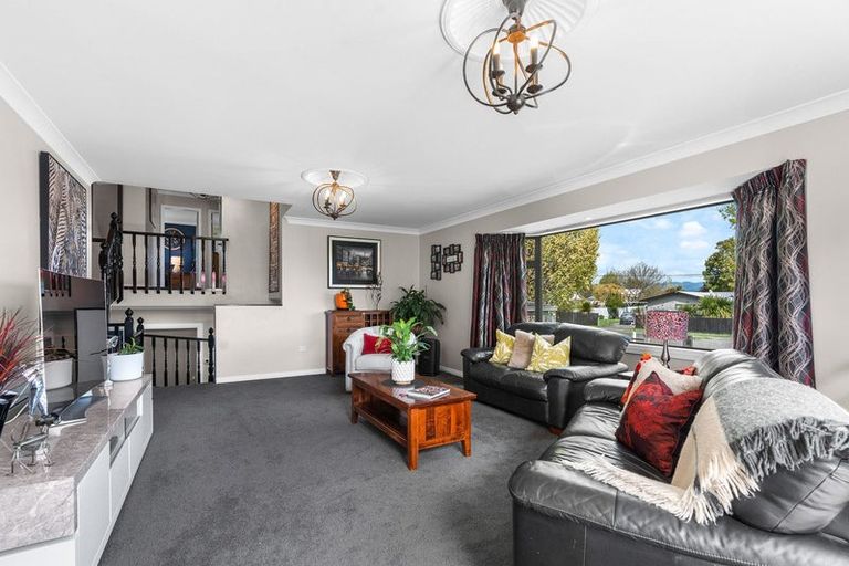 Photo of property in 15-17 Malcolm Street, Martinborough, 5711