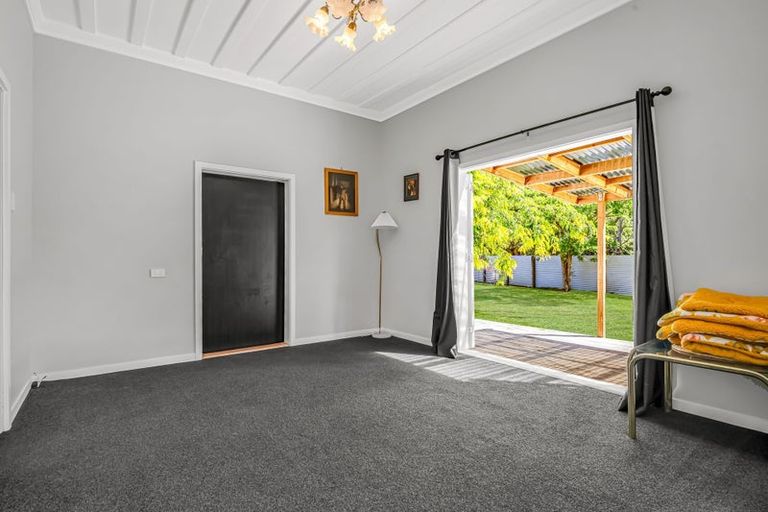 Photo of property in 4a Shanly Street, Waipawa, 4210