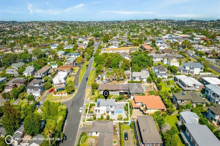 Photo of property in 20a Auld Street, Torbay, Auckland, 0630