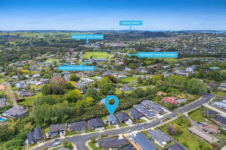 Photo of property in 12 Champers Way, Warkworth, 0910