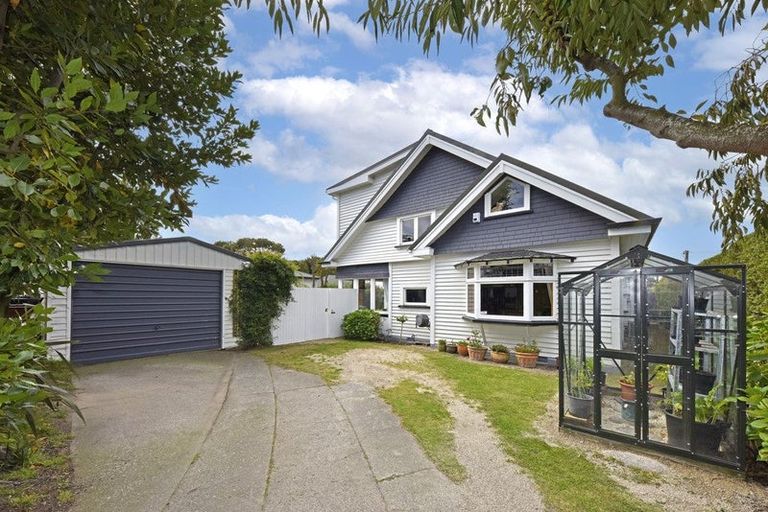 Photo of property in 40 Nortons Road, Avonhead, Christchurch, 8042