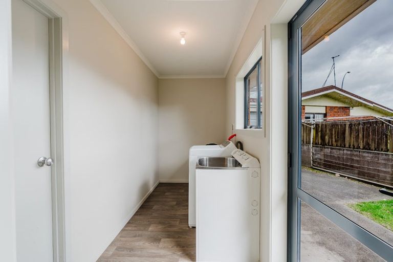 Photo of property in 1 Lyon Street, Frankton, Hamilton, 3204
