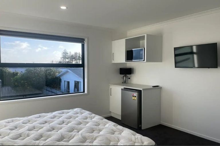 Photo of property in 61u5 May Street, Hamilton East, Hamilton, 3216