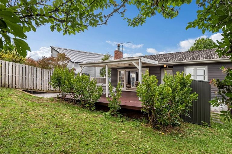 Photo of property in 14a Saffron Street, Birkdale, Auckland, 0626